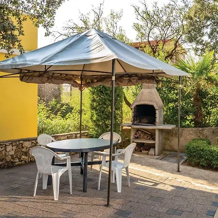 Two-bedroom In * Mandre