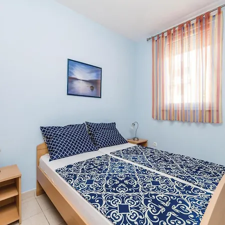 Two-bedroom In Appartement Mandre
